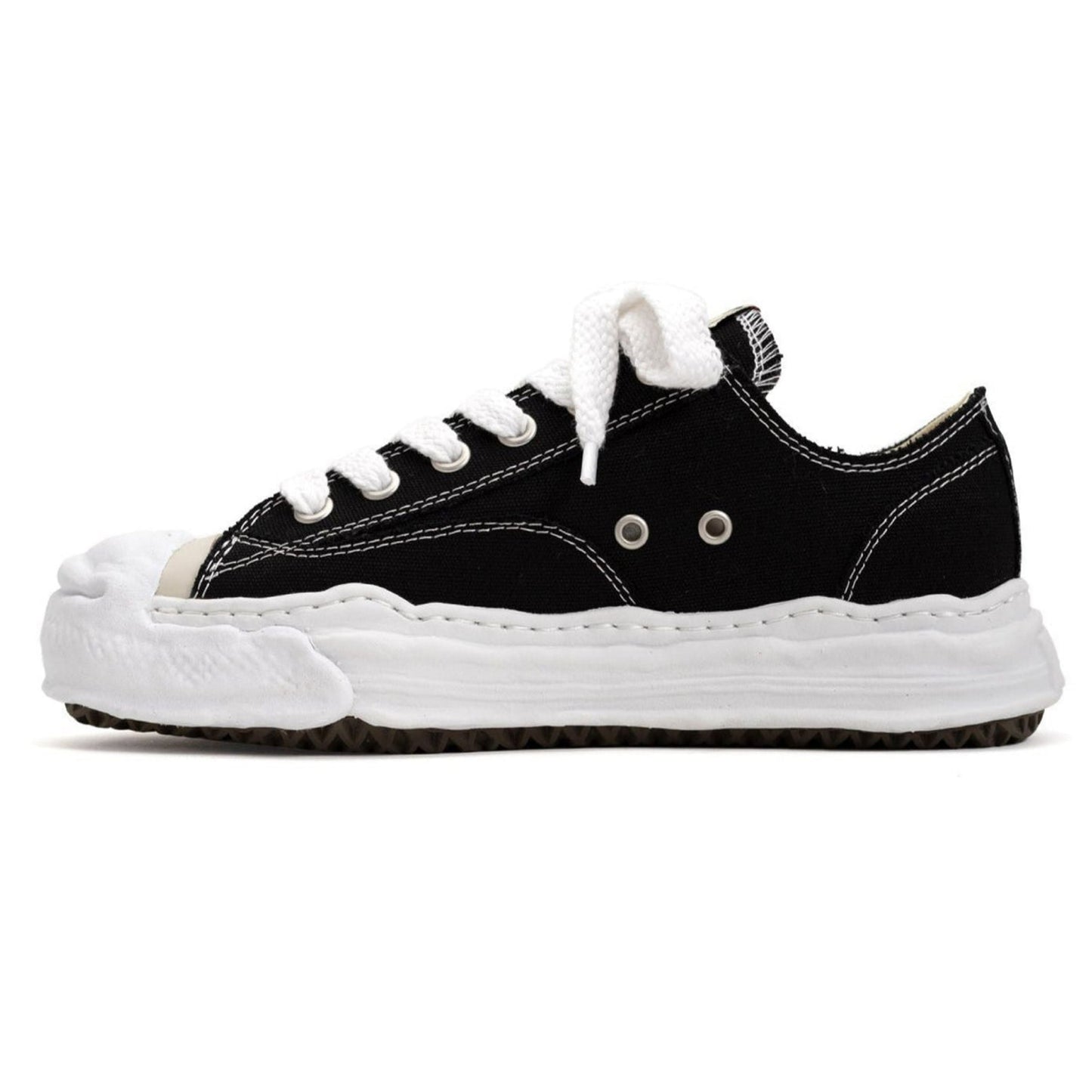 (A05FW702)MAISON MIHARA YASUHIRO "HANK" OG SOLE CANVAS LOW TOP SNEAKER BLACK