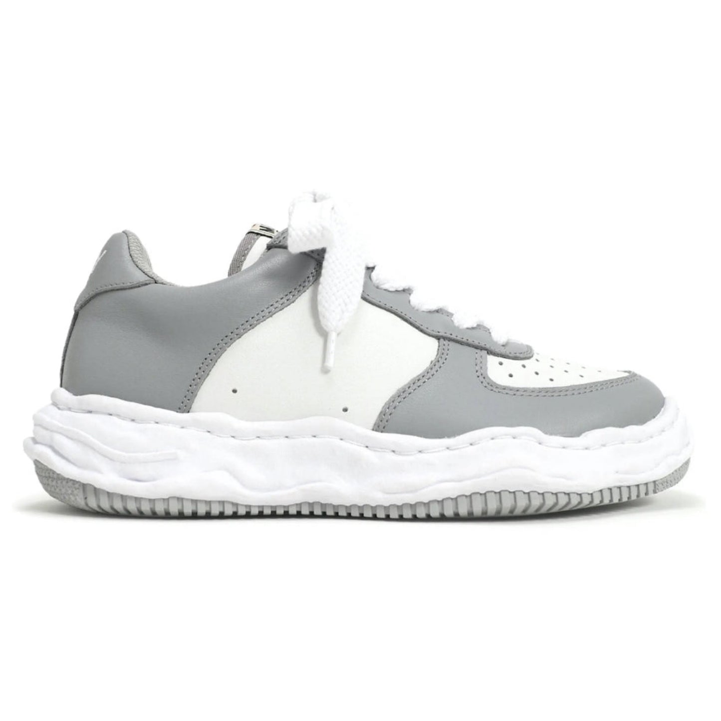 (A08FW706)MAISON MIHARA YASUHIRO "WAYNE" OG SOLE LEATHER LOW TOP SNEAKER GREY/WHITE