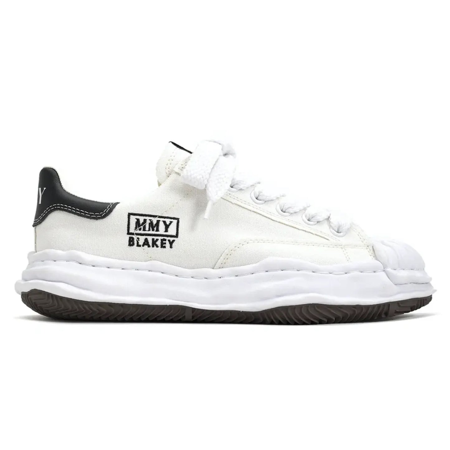 (A08FW735)MAISON MIHARA YASUHIRO "BLAKEY" OG SOLE CANVAS LOW TOP SNEAKER WHITE