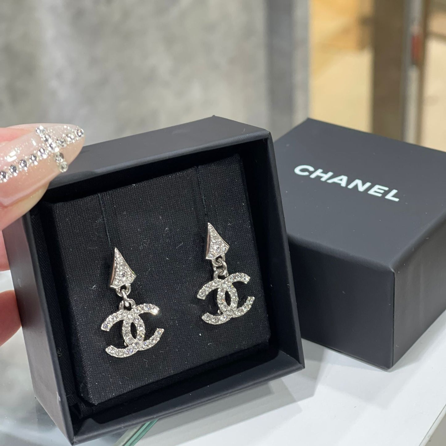CHANEL PENDANT EARRINGS