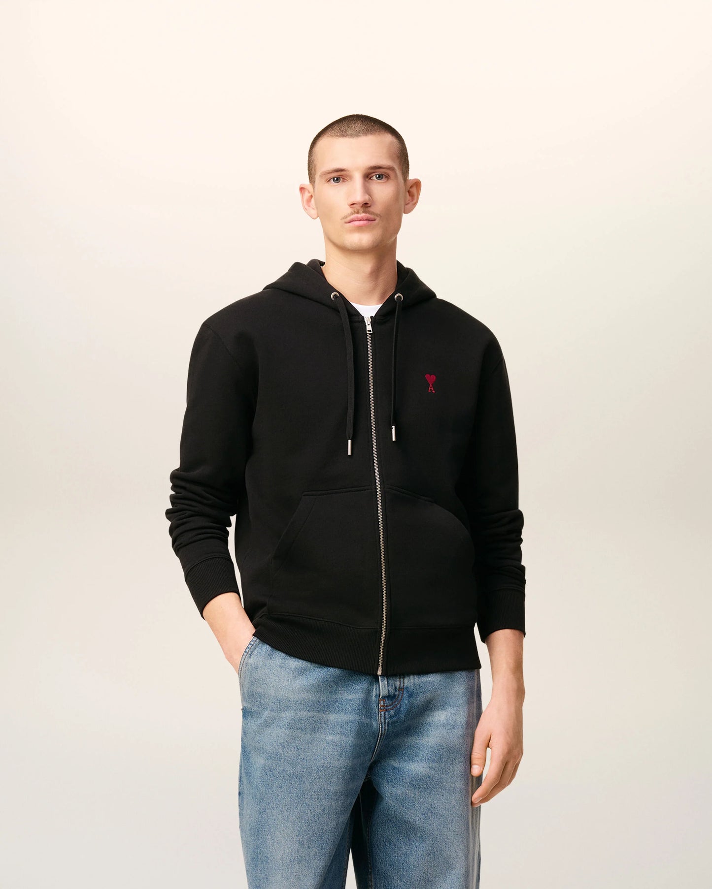 AMI PARIS BLACK COTTON AMI DE COEUR ZIPPED HOODIE (BFUSW435)