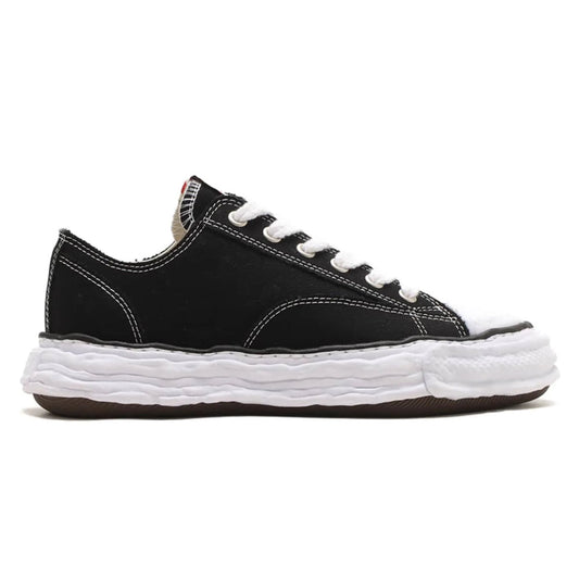 (A11FW702)MAISON MIHARA YASUHIRO "PETERSON" OG SOLE CANVAS LOW TOP SNEAKER BLACK