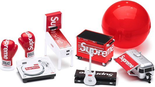 SUPREME 25FW BANDAI® GASHAPON MACHINE