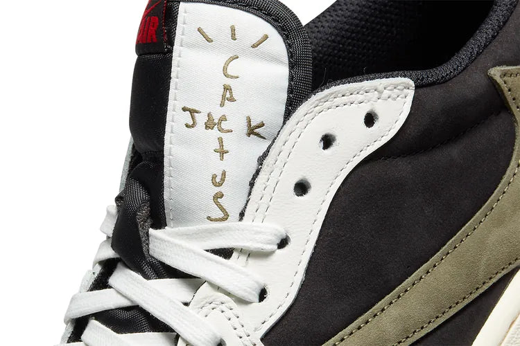 NIKE JORDAN 1 TRAVIS SCOTT RETRO LOW OG WMS "OLIVE" (DZ4137-106)