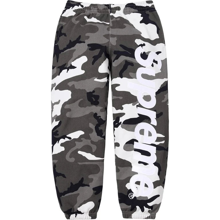 [PREORDER] SUPREME 26SS WEEK9 SATIN APPLIQUÉ SWEATPANT