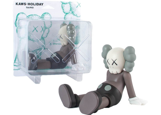KAWS : HOLIDAY TAIPEI FIGURE - CONCEPTSTOREHK